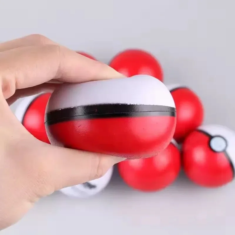 Palla antistress Pokémon Poké  - Interactive Squeaky Plush Dog Toy recensione e prezzo